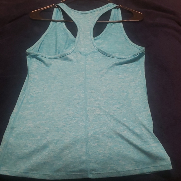 Nike dri fit tanktop size medium - Picture 2 of 2